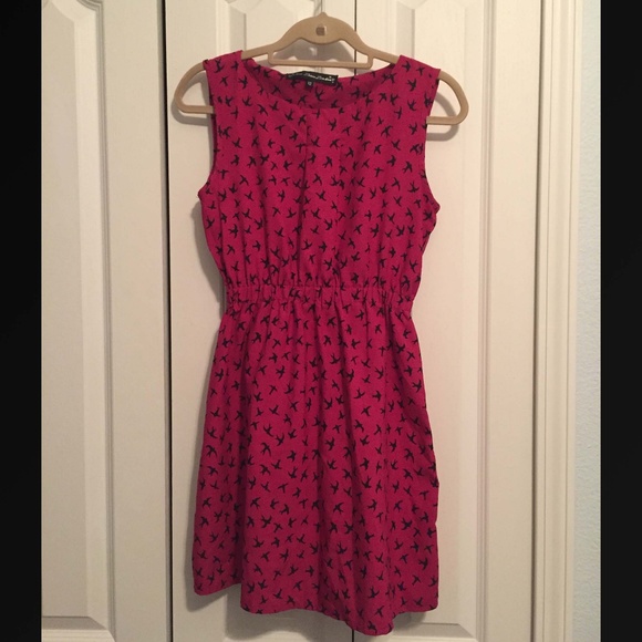 Hot Pink Dress with Bird Design - Picture 1 of 6